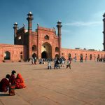 PakistanMosque_359361503_MichelSvec_CC_800x533