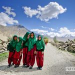 14jun17day20-KashmirSchoolGirls-PrabhuBDass-FlickrCCND-1000px
