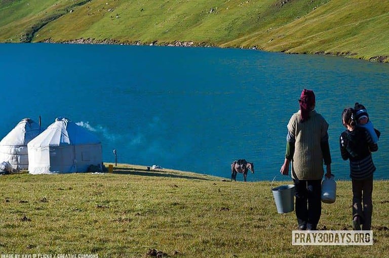 8jun17day13 kyrgyxyurts xavi flickrcc 1000px