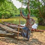 Day14 bangladeshmanboat bygulzerhussein pixabay 
