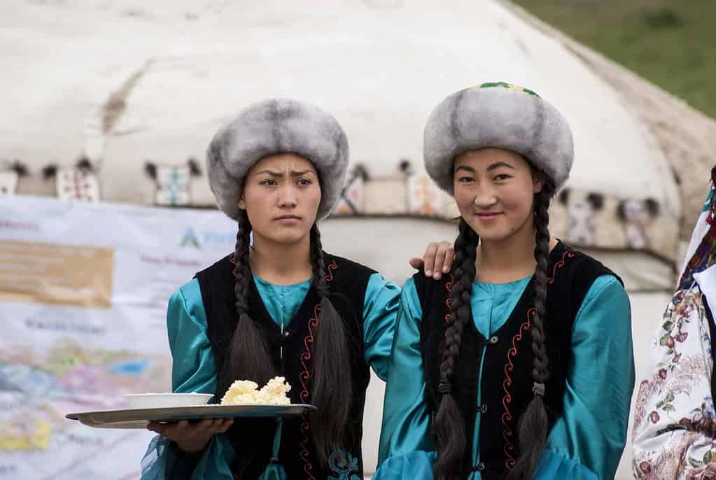 Day 25 Kyrgyz Women Wikimedia Cc By Theklan