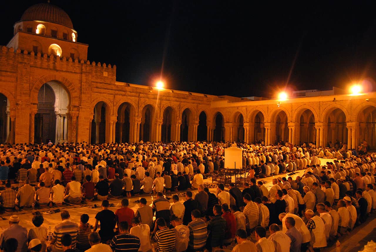 Day 26 Alt Grande Mosquée De Kairouan Bu Prière De Tarawih Wikimedia Cc