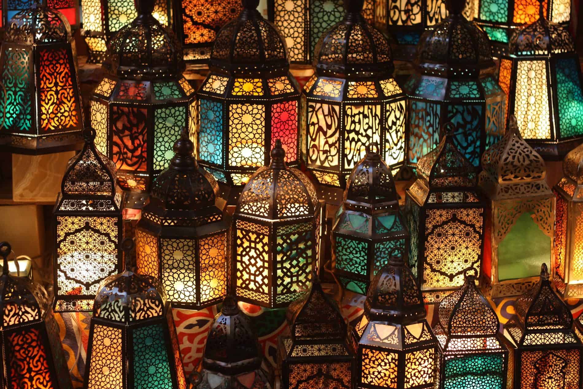 Egyptia carved lamps | Photo by derMolf at Pixabay, CC