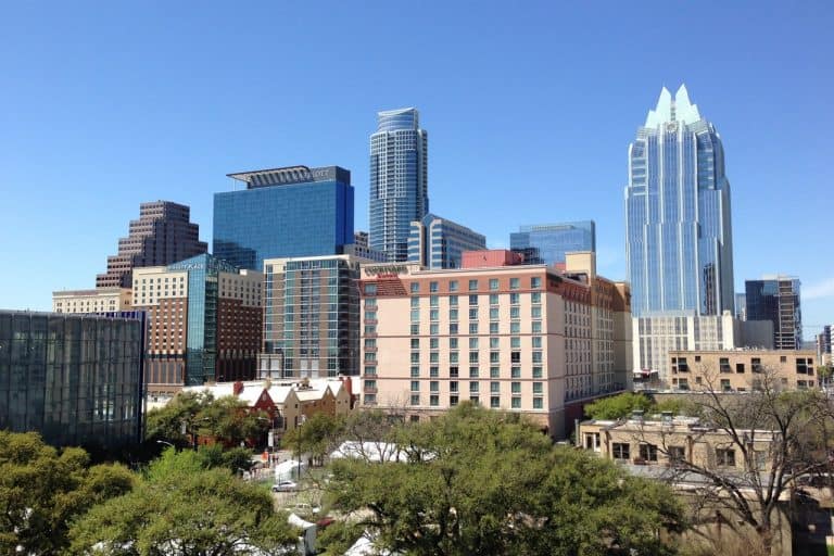 Day8 2021 houstonskyline bypixabay