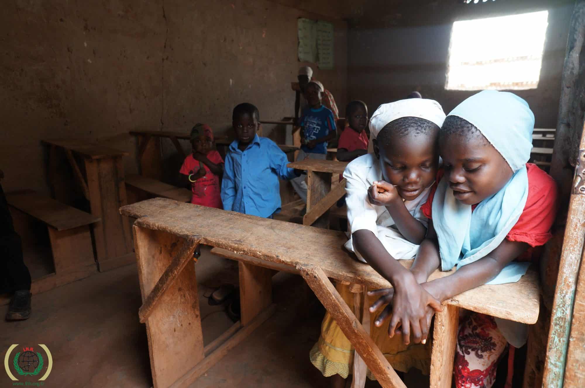 OrphanKidsKamapalUganda-byIHHHumanitarianRelief-viaFlickrCC