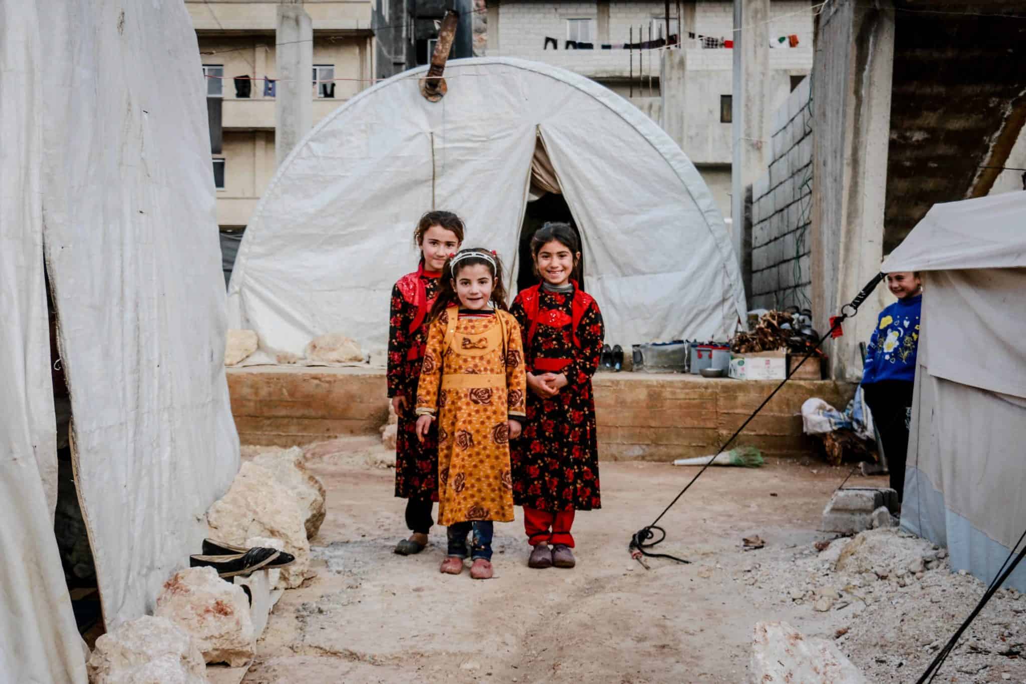 Girlsrefugeecampsmiledmascussyria byahmedakacha viapexelscc 2