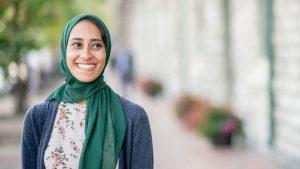 MuslimWoman-byFatCameraGettyImages-Canvalicense