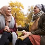 TwoMuslimWomenEngland-byCanvaPro-1500x1000