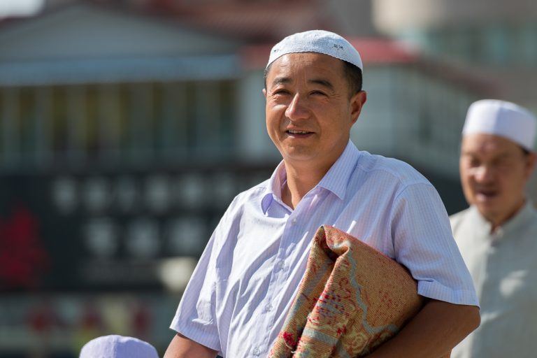 HuiMuslimsMan-byPray4hui