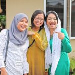 MalayWomenSmiling_AzlanDuPree_NEEDCREDIT-FlickrCC