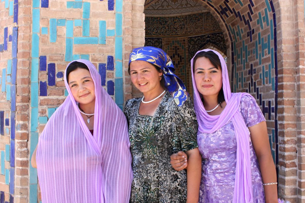 Uzbekistansamarkand momgirls byalanzwegers viaflickrcc